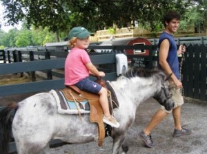 pony-rides-at-lawton-stables