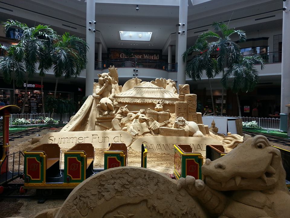 Savannah Mall summer sand sculpture and train rides