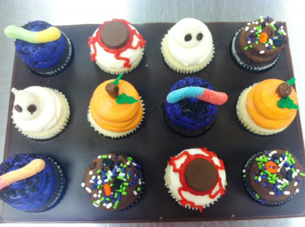 Halloween BOO Box Gigi's Cupcakes Savannah